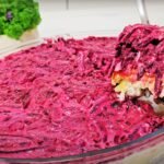 Silkė „Po kailiniu“ — mano Velykoms: sultingiausi sluoksniai