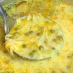 Skani sriuba iš konservuotų žirnelių per 20 minučių