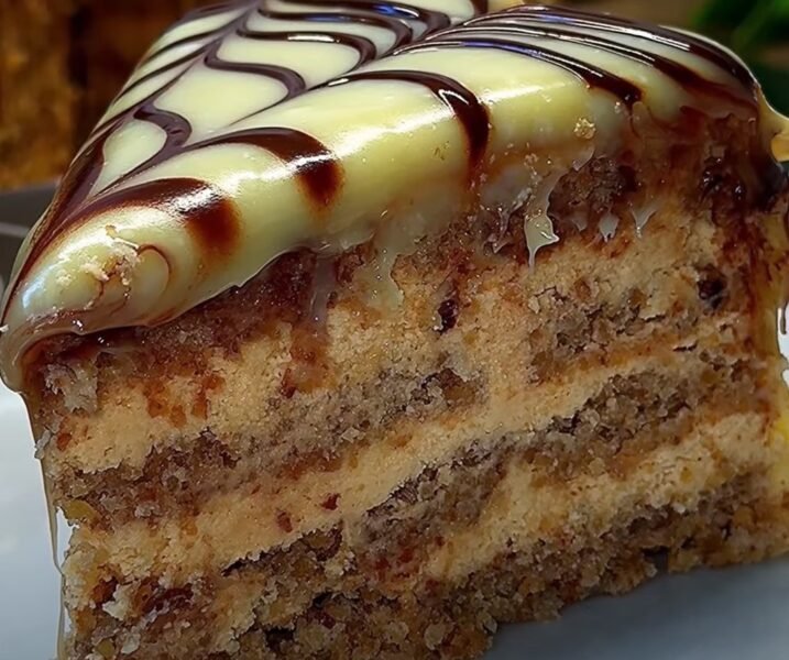 Legendinis tortas „Esterhazi“ – puikus pasirinkimas šventei