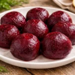 Ryškesnis nei „Šuba“ ir gardesnis už vynigretą: netipinės burokėlių salotos iš paprastų ingredientų