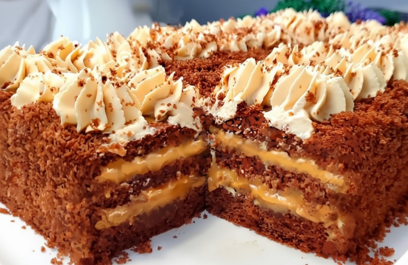 Naminis šokoladinis tortas „Mars“ už simbolinę kainą — be grietinėlės, puikus desertas bet kokiai šventei