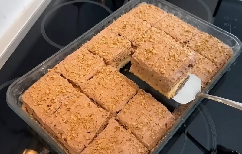 Kaip paruošti svajonių tortą: minkštas, saldus, su naminiu kremu — paprasčiau, nei manote