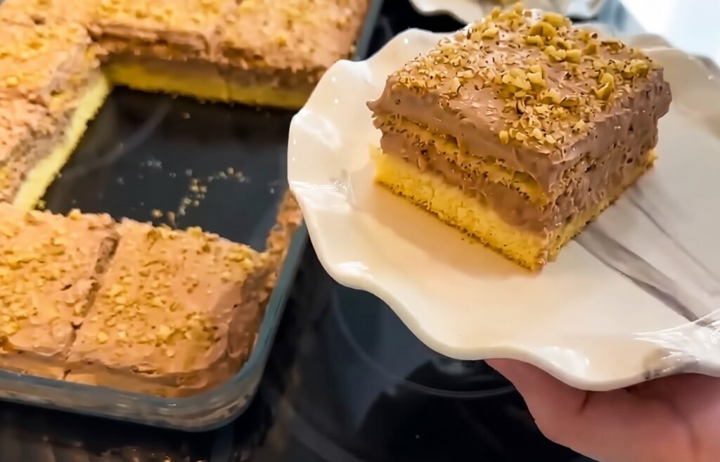 Kaip paruošti svajonių tortą: minkštas, saldus, su naminiu kremu — paprasčiau, nei manote