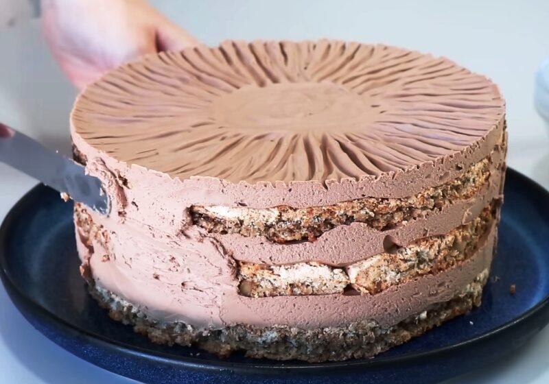 Skanesnis už daugelį žinomų desertų: be miltų riešutų tortas — paprastas ir biudžetinis receptas