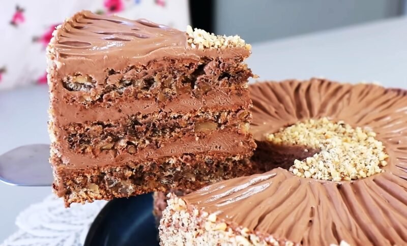 Skanesnis už daugelį žinomų desertų: be miltų riešutų tortas — paprastas ir biudžetinis receptas