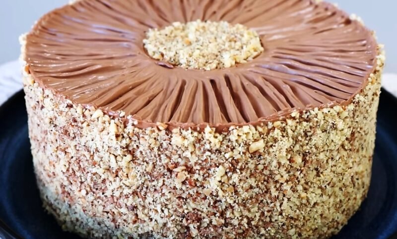 Skanesnis už daugelį žinomų desertų: be miltų riešutų tortas — paprastas ir biudžetinis receptas