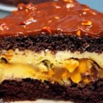Skanus tortas „Snickers“ — paprastas receptas Naujiesiems 2026