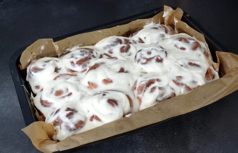 Klasikinės cinamono bandelės — kvapnios ir minkštos