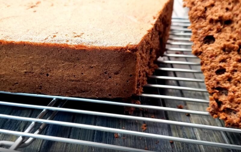 Naminis šokoladinis tortas „Mars“ už simbolinę kainą — be grietinėlės, puikus desertas bet kokiai šventei