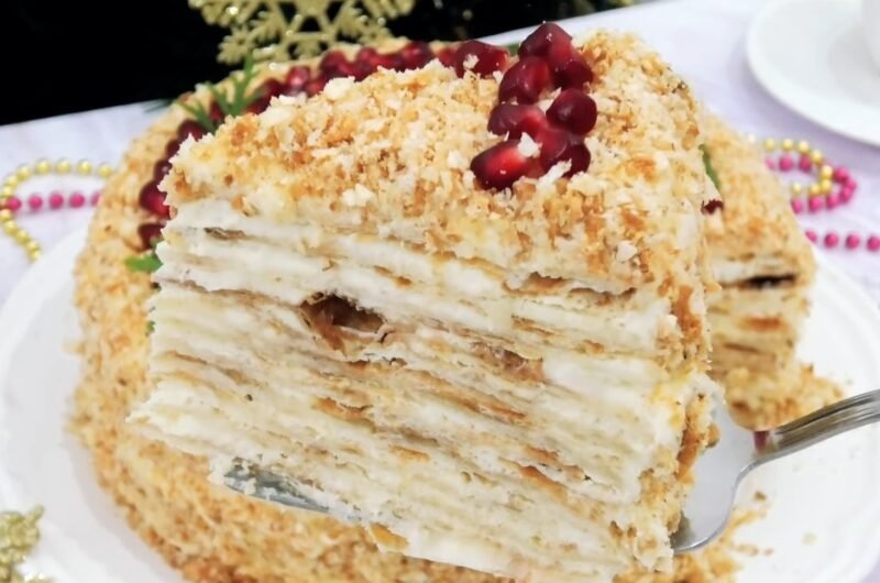 Napoleonas, kokio dar nesate ragavę: paprasti ingredientai virsta rafinuotu restorano desertu